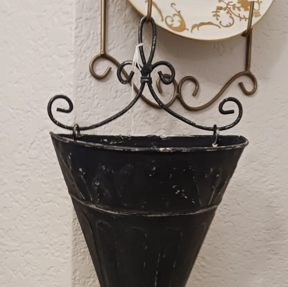 Wall decor